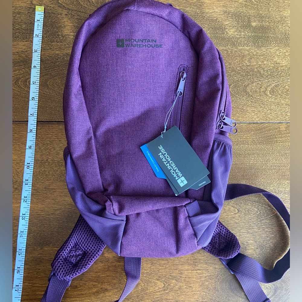 Mountain Warehouse 8L backpack - PURPLE, Tablet compatible.